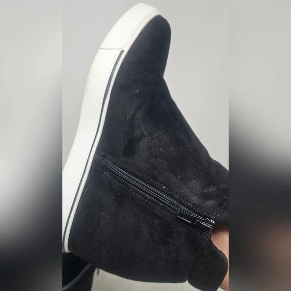 Maurice's Womens Breanna Hidden Wedge Faux Suede Bootie Size 7.5 - Picture 9 of 16